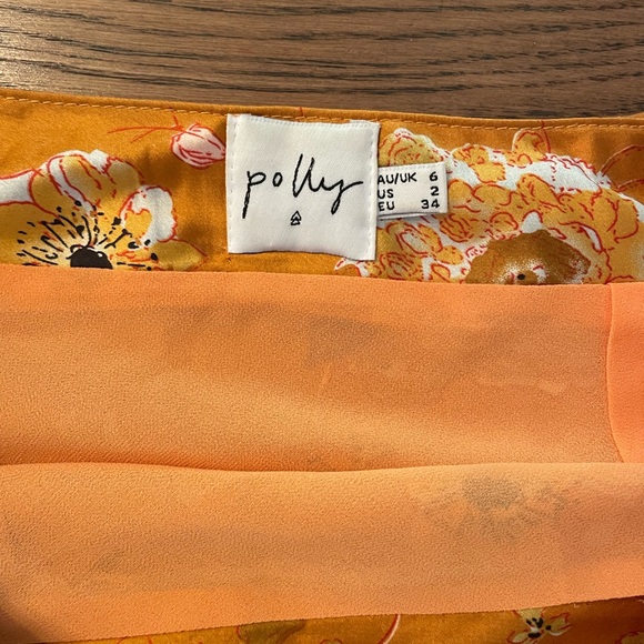 Princess Polly size 2 summer skirt - Picture 2 of 2